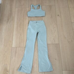 ATHLETA GIRL LEGGING AND TOP SET mint green.
